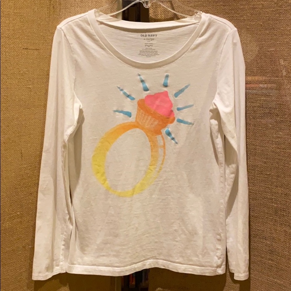 Old Navy Gaphic tee